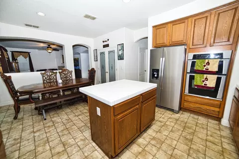 804 Pear St, Madera, CA 93638 photo 13