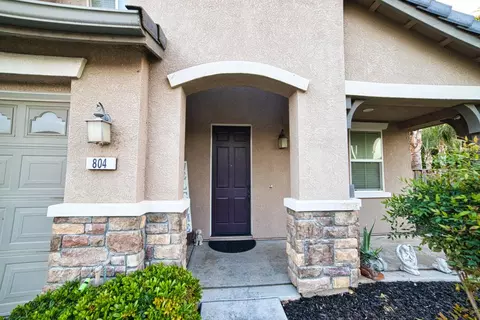 804 Pear St, Madera, CA 93638 photo 2