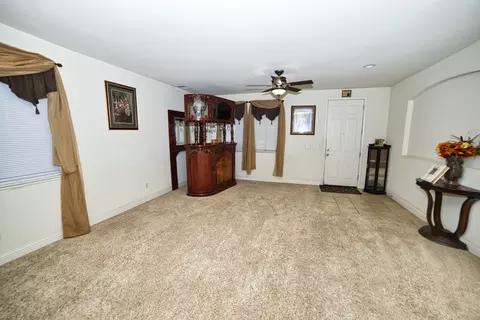 804 Pear St, Madera, CA 93638 photo 9