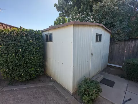129 Queen Ln, Madera, CA 93637 photo 26