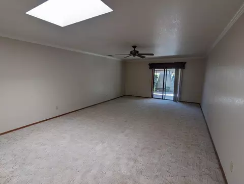 129 Queen Ln, Madera, CA 93637 photo 5
