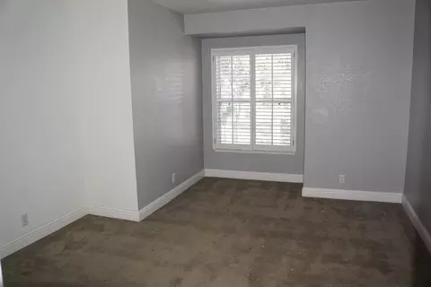 147 W Pilgrim Ln, Clovis, CA 93612 photo 32