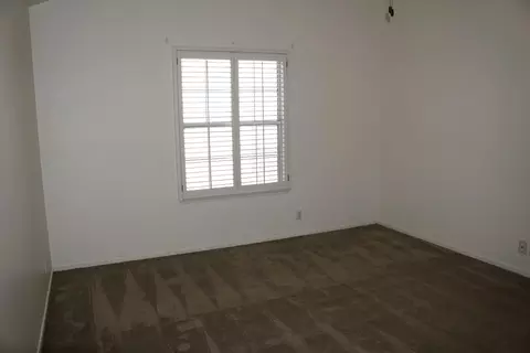 147 W Pilgrim Ln, Clovis, CA 93612 photo 38