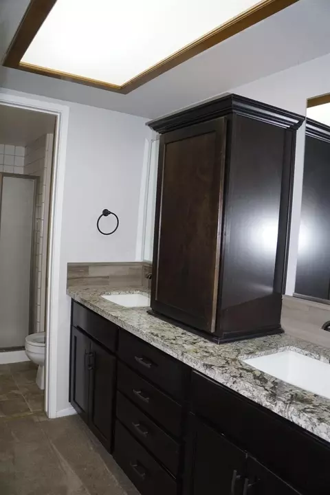 147 W Pilgrim Ln, Clovis, CA 93612 photo 40