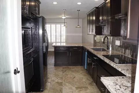 147 W Pilgrim Ln, Clovis, CA 93612 photo 10
