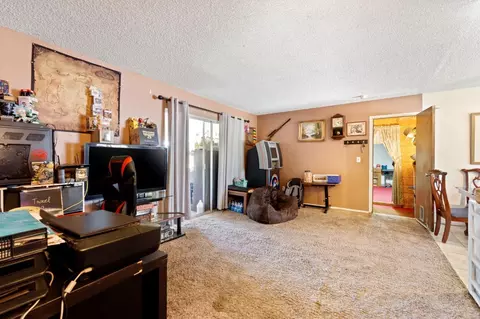 37058 Cloverleaf Ave, Madera, CA 93636 photo 12