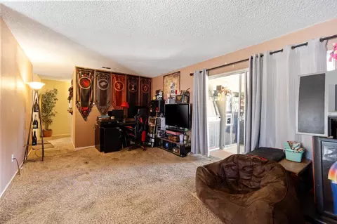 37058 Cloverleaf Ave, Madera, CA 93636 photo 13