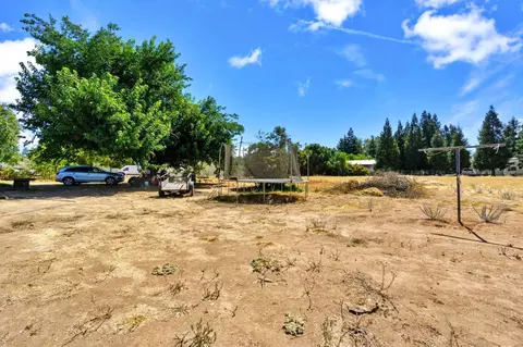 37058 Cloverleaf Ave, Madera, CA 93636 photo 27