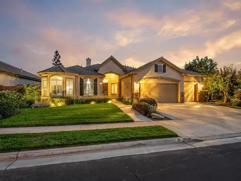 762 W Quincy Ave, Clovis, CA 93619 photo 1