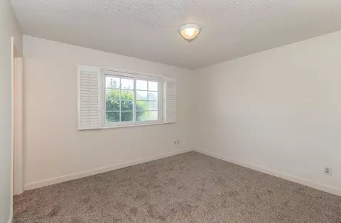 16950 Crescent Dr, Madera, CA 93638 photo 12