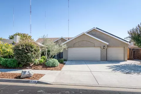 739 N Fordham Ave, Clovis, CA 93611 photo 1