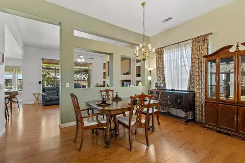 10442 E Greenbury Way, Clovis, CA 93619 photo 12