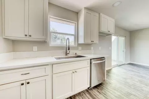 405 N Dickey Ave, Dinuba, CA 93618 photo 6