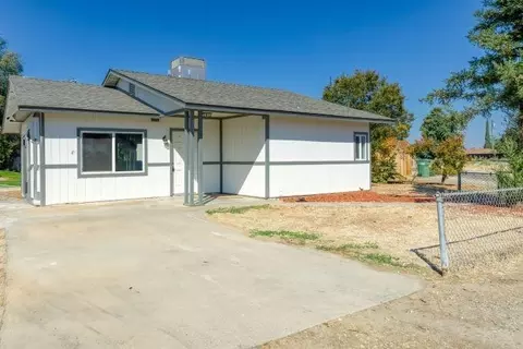 405 N Dickey Ave, Dinuba, CA 93618 photo 1