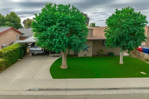 351 Walnut St, Lemoore, CA 93245 photo 24
