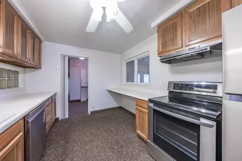 351 Walnut St, Lemoore, CA 93245 photo 7