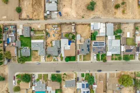 351 Walnut St, Lemoore, CA 93245 photo 31