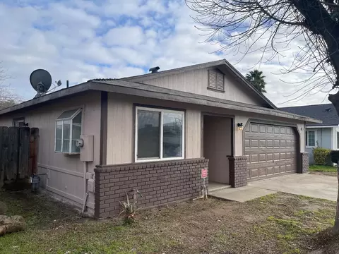 1467 Taylor St, Madera, CA 93638 photo 14