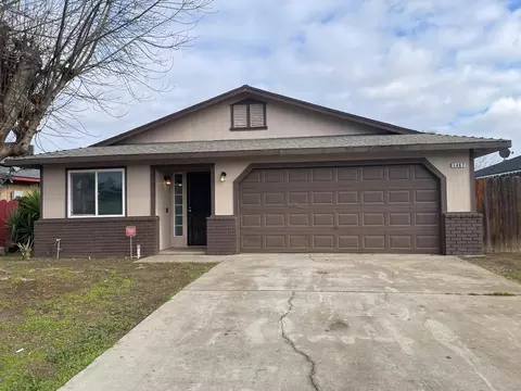 1467 Taylor St, Madera, CA 93638 photo 1
