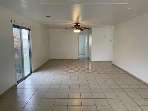 1467 Taylor St, Madera, CA 93638 photo 5