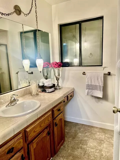 2617 Pinewood Dr, Madera, CA 93637 photo 21