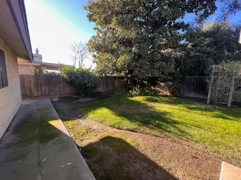 2617 Pinewood Dr, Madera, CA 93637 photo 31
