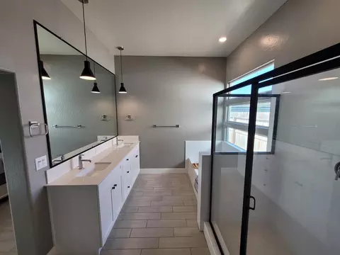 472 Capstone Way, Madera, CA 93636 photo 12