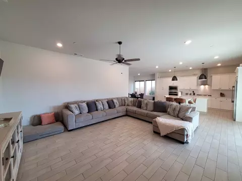 472 Capstone Way, Madera, CA 93636 photo 6