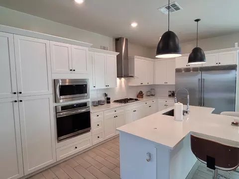 472 Capstone Way, Madera, CA 93636 photo 4