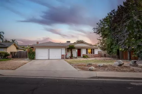 143 E Curtis Ave, Reedley, CA 93654 photo 1