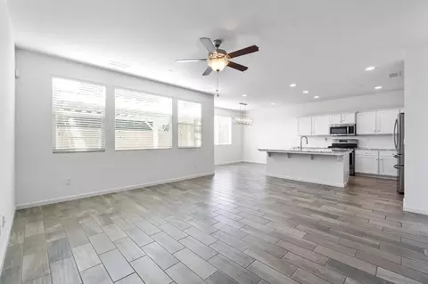 3036 Swift Ln, Clovis, CA 93619 photo 6