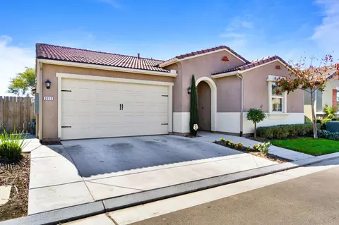 3036 Swift Ln, Clovis, CA 93619 photo 3