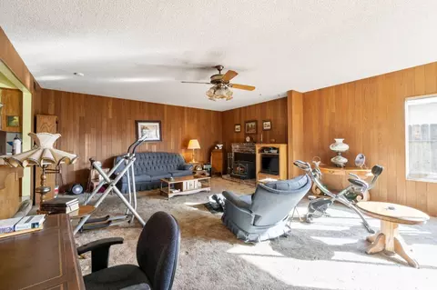 630 W Indianapolis Ave, Clovis, CA 93612 photo 17