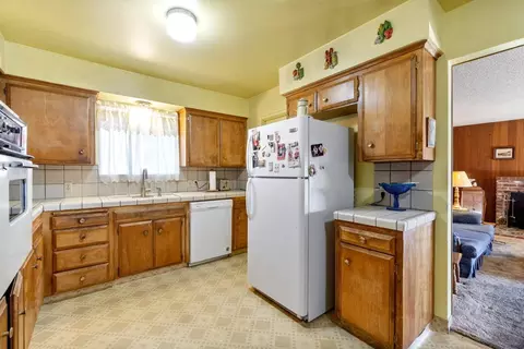 630 W Indianapolis Ave, Clovis, CA 93612 photo 12