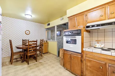 630 W Indianapolis Ave, Clovis, CA 93612 photo 13