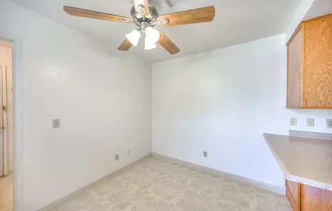 1722 Tollhouse Ln, Clovis, CA 93611 photo 11