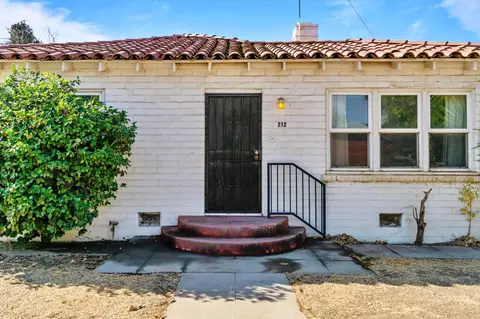 212 S I St, Madera, CA 93637 photo 4
