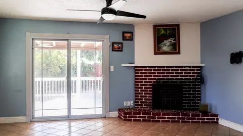 4554 E Fedora Ave, Fresno, CA 93726 photo 4