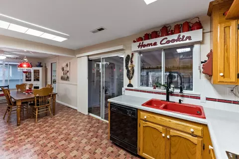 144 N Pollasky Ave, Clovis, CA 93612 photo 8