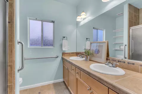 2573 Applegate Ave, Clovis, CA 93611 photo 16