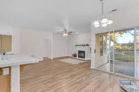 2573 Applegate Ave, Clovis, CA 93611 photo 20