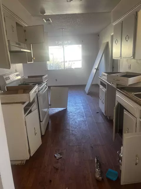 1420 N D St, Madera, CA 93638 photo 5