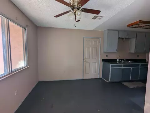 331 Magnolia St, Madera, CA 93638 photo 4