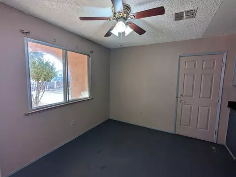 331 Magnolia St, Madera, CA 93638 photo 5