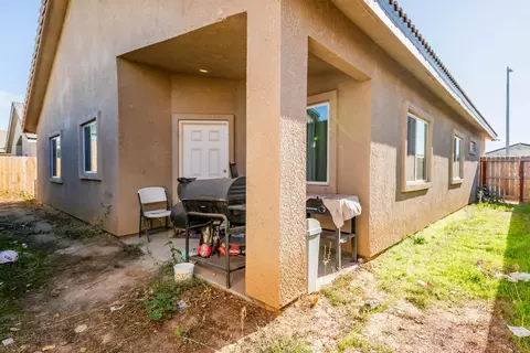 1041 Adell St, Madera, CA 93638 photo 20