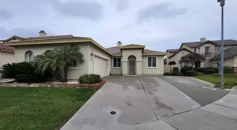 8325 Kamelia Ct, Elk Grove, CA 95624