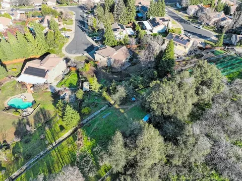 5815 Thoroughbred Ct, Rocklin, CA 95677 photo 85