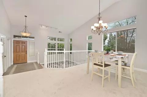5815 Thoroughbred Ct, Rocklin, CA 95677 photo 3