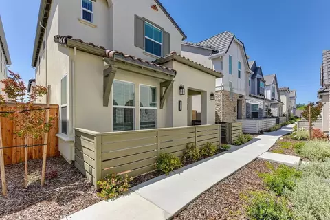 2362 Mcfly Walk, Sacramento, CA 95818