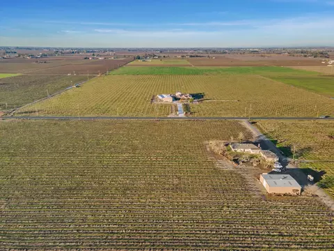 10726 E Harney Ln, Lodi, CA 95240 photo 44